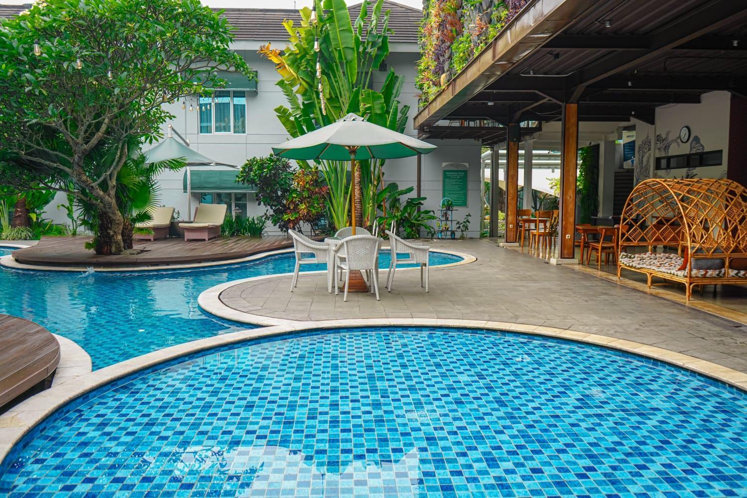 Patra Bandung Hotel Екстер'єр фото